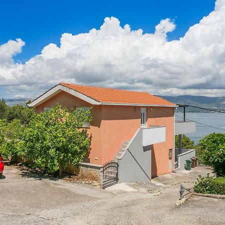 Apartments By The Sea Slatine, Ciovo - 11126 מראה חיצוני תמונה