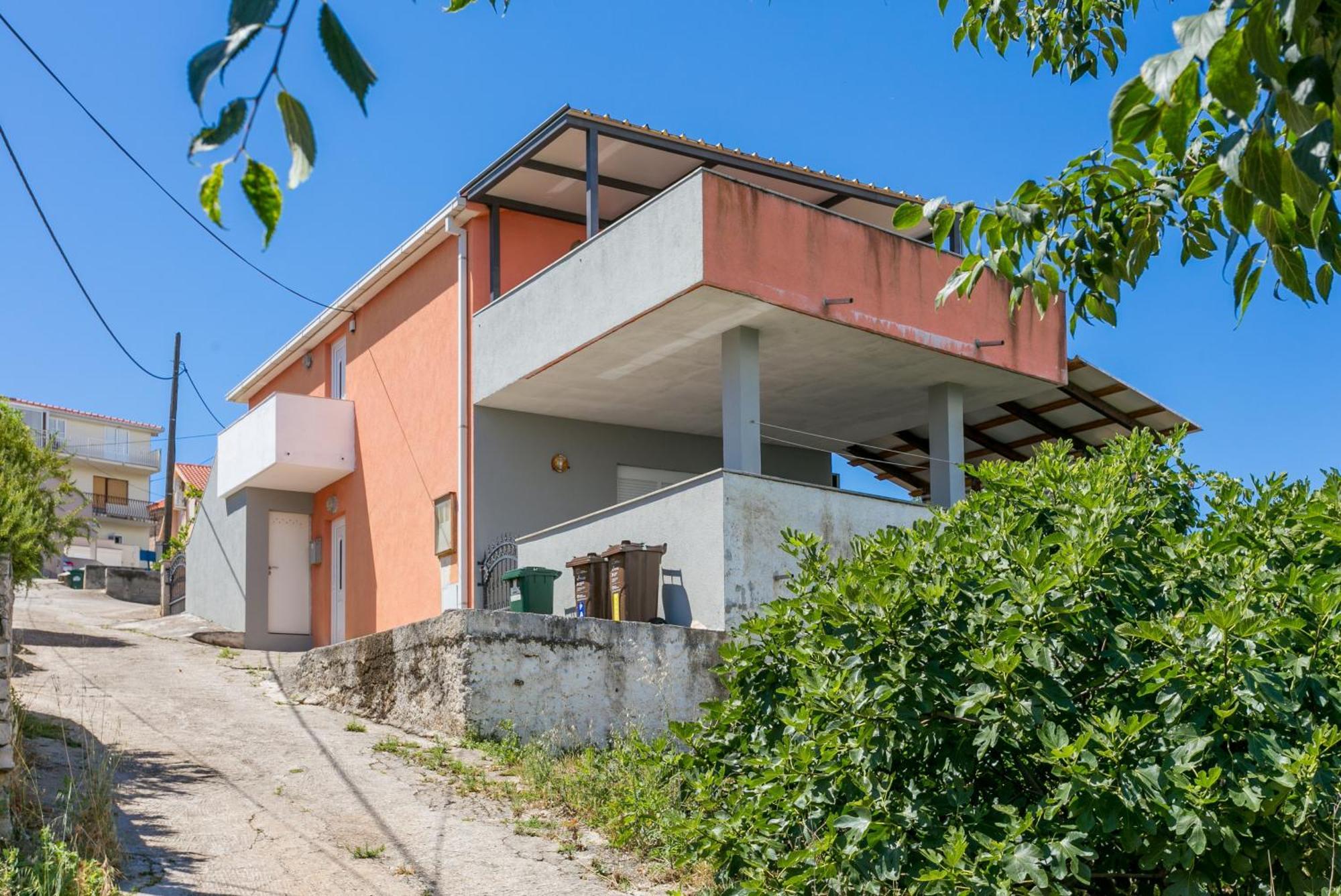 Apartments By The Sea Slatine, Ciovo - 11126 מראה חיצוני תמונה