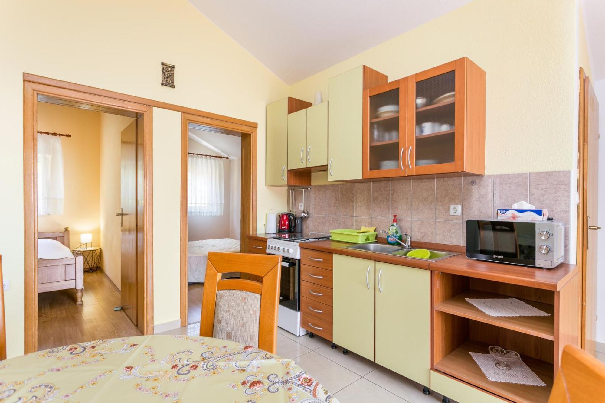 Apartments By The Sea Slatine, Ciovo - 11126 מראה חיצוני תמונה